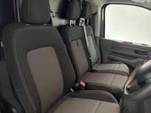 Volkswagen Transporter 2.0 TDI T28 Commerce FWD SWB Euro 6 (s/s) 5dr 