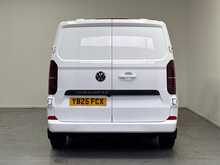 Volkswagen Transporter Transporter 2.0 TDI T30 Commerce Plus Auto FWD SWB Euro 6 (s/s) 5dr 