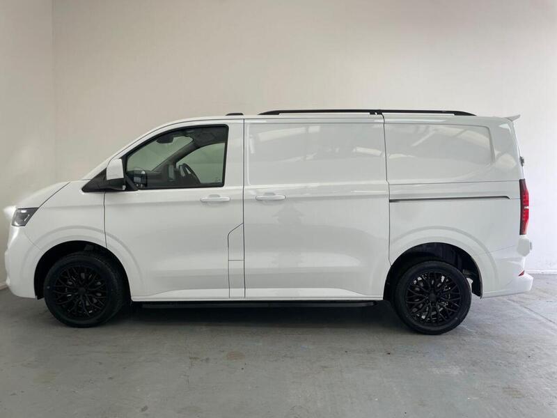 Volkswagen Transporter 2.0 TDI T28 Commerce Panel Van 5dr Diesel Manual FWD SWB Euro 6 (s/s) (110 ps)