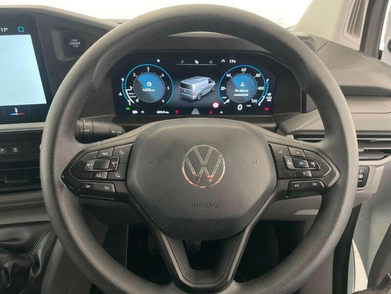 Volkswagen Transporter 2.0 TDI T28 Commerce Panel Van 5dr Diesel Manual FWD SWB Euro 6 (s/s) (110 ps)