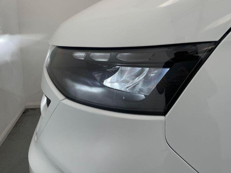 Volkswagen Transporter 2.0 TDI T28 Commerce Panel Van 5dr Diesel Manual FWD SWB Euro 6 (s/s) (110 ps)