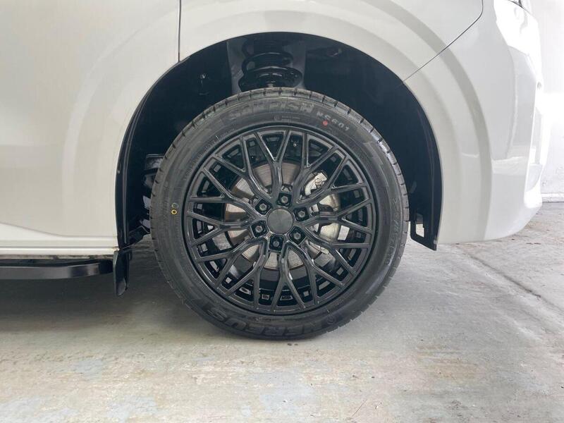 Volkswagen Transporter 2.0 TDI T28 Commerce Panel Van 5dr Diesel Manual FWD SWB Euro 6 (s/s) (110 ps)