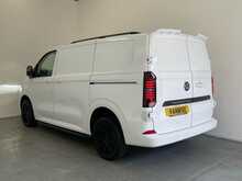 Volkswagen Transporter Transporter 2.0 TDI T28 Commerce FWD SWB Euro 6 (s/s) 5dr 