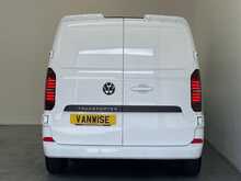 Volkswagen Transporter Transporter 2.0 TDI T28 Commerce FWD SWB Euro 6 (s/s) 5dr 