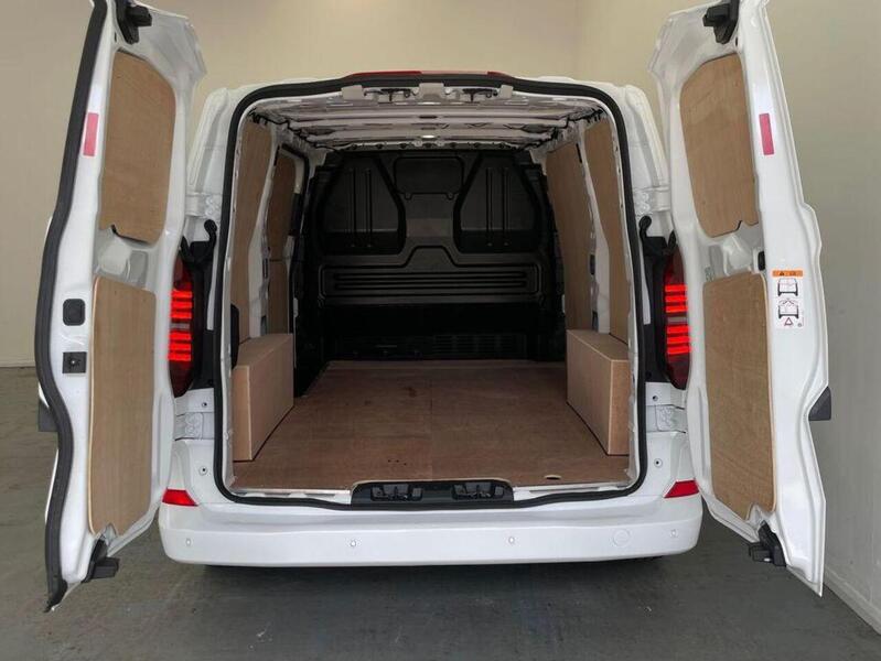 Volkswagen Transporter 2.0 TDI T28 Commerce FWD SWB Euro 6 (s/s) 5dr