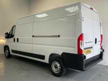 Peugeot Boxer Boxer 2.2 BlueHDi 335 Professional Panel Van 5dr Diesel Manual L3 H2 Euro 6 (s/s) (140 ps) 