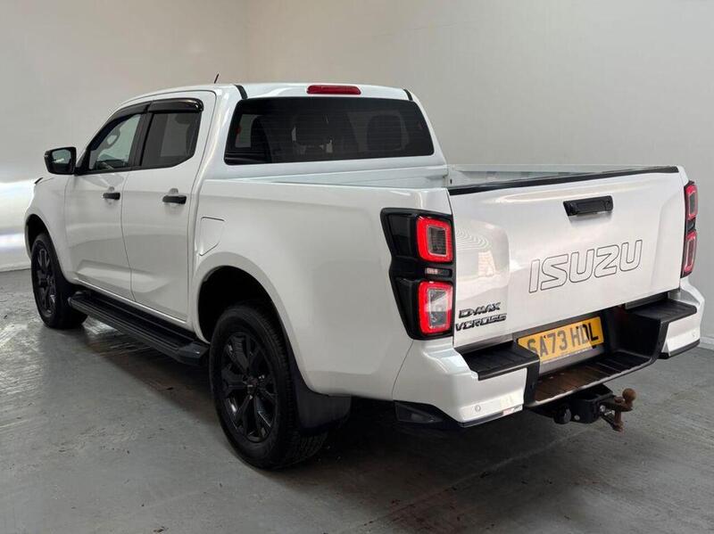 Isuzu D-Max 1.9 TD V-Cross 4WD Euro 6 (s/s) 4dr