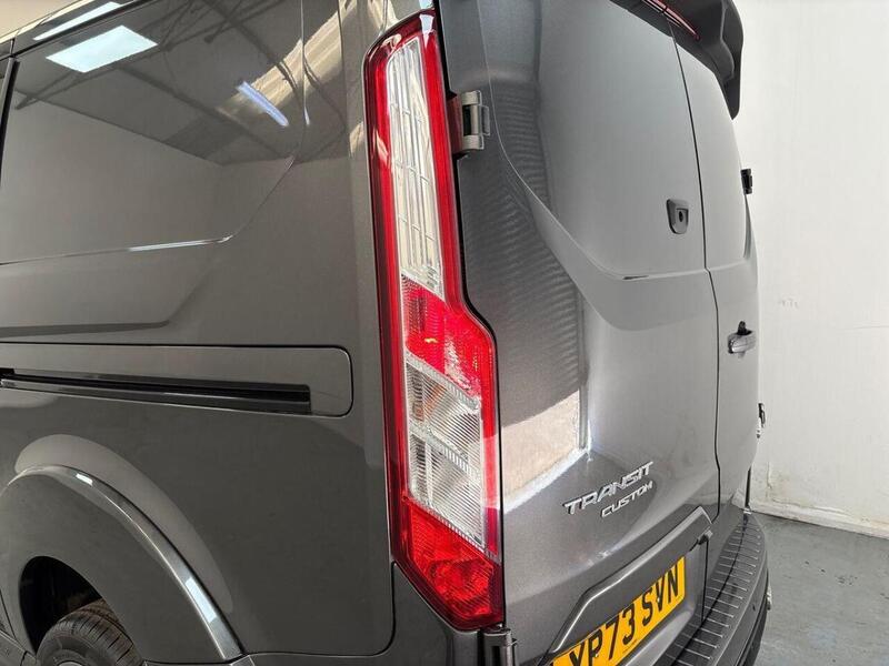 Ford Transit Custom 2.0 320 EcoBlue Limited Crew Van Auto L1 H1 Euro 6 5dr