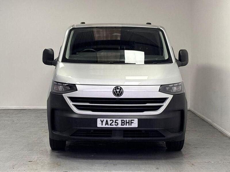 Volkswagen Transporter 2.0 TDI T28 Commerce Plus FWD SWB Euro 6 (s/s) 5dr