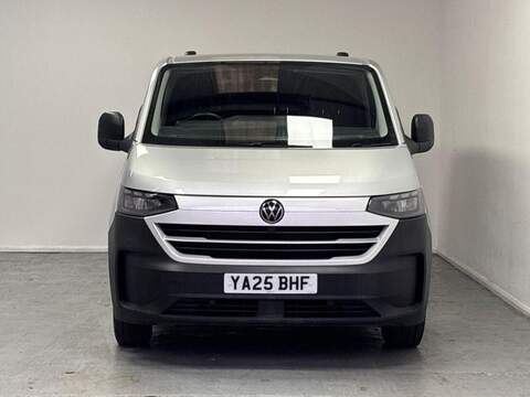 Volkswagen Transporter, Transporter 2.0 TDI T28 Commerce Plus FWD SWB Euro 6 (s/s) 5dr