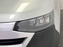Volkswagen Transporter Transporter 2.0 TDI T28 Commerce Plus FWD SWB Euro 6 (s/s) 5dr 