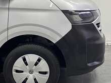 Volkswagen Transporter Transporter 2.0 TDI T28 Commerce Plus FWD SWB Euro 6 (s/s) 5dr 