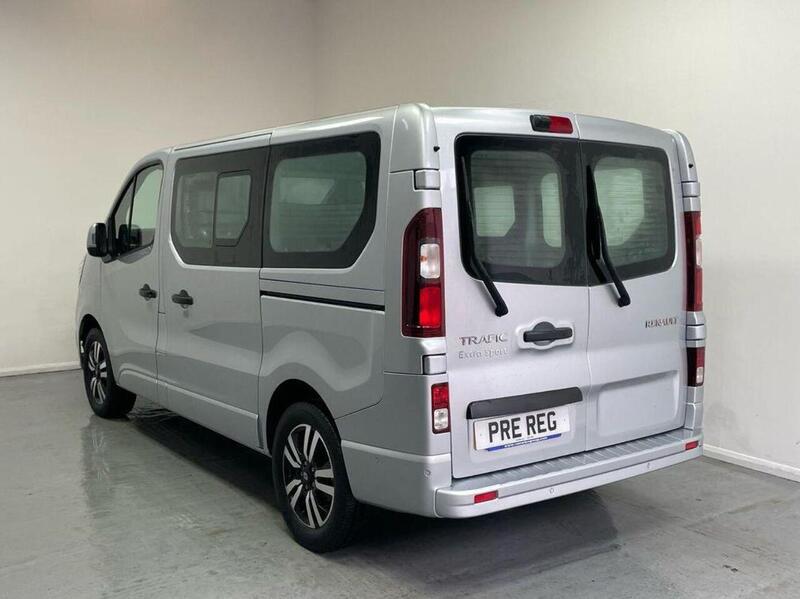 Renault Trafic 2.0 dCi Blue SL30 Extra Sport Auto L1 H1 Euro 6 (s/s) 5dr