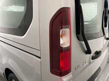 Renault Trafic 2.0 dCi Blue SL30 Extra Sport Auto L1 H1 Euro 6 (s/s) 5dr 