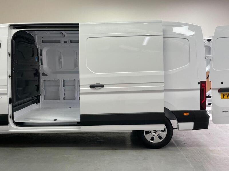 Renault Master 2.0 dCi LM35 Extra Panel Van 5dr Diesel Manual L3 H2 Euro 6 (s/s) (130 ps)