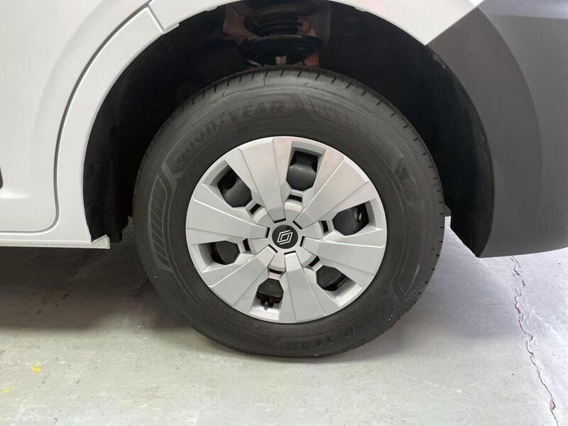 Renault Master 2.0 dCi LM35 Extra Panel Van 5dr Diesel Manual L3 H2 Euro 6 (s/s) (130 ps)