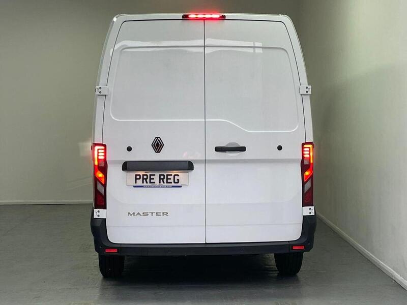 Renault Master 2.0 dCi LM35 Extra Panel Van 5dr Diesel Manual L3 H2 Euro 6 (s/s) (130 ps)