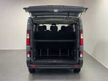 Renault Trafic Trafic 2.0 dCi SL28 Advance EDC L1 H1 Euro 6 (s/s) 5dr (9 Seat) 