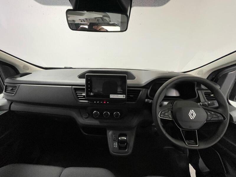 Renault Trafic 2.0 dCi SL28 Advance EDC L1 H1 Euro 6 (s/s) 5dr (9 Seat)