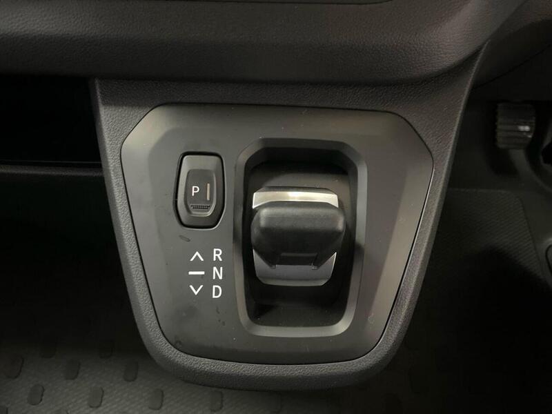 Renault Trafic 2.0 dCi SL28 Advance EDC L1 H1 Euro 6 (s/s) 5dr (9 Seat)