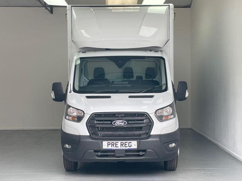 Ford Transit 2.0 350 EcoBlue Leader Chassis Cab 2dr Diesel Manual FWD L4 Euro 6 (s/s) (130 ps)