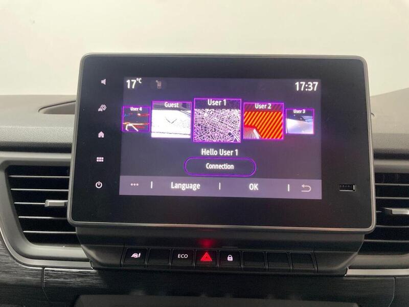 Renault Trafic E-Tech SL30 52kWh Advance Panel Van 5dr Electric Auto L1 H1 (122 ps)