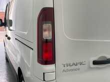 Renault Trafic E-Tech Trafic E-Tech SL30 52kWh Advance Panel Van 5dr Electric Auto L1 H1 (122 ps) 