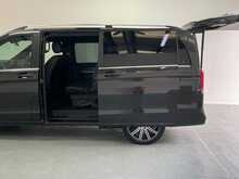 Mercedes-Benz V Class V Class 2.0 V220d Premium G-Tronic+ Euro 6 (s/s) 5dr (8 Seat, Long) 