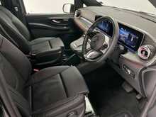 Mercedes-Benz V Class V Class 2.0 V220d Premium G-Tronic+ Euro 6 (s/s) 5dr (8 Seat, Long) 
