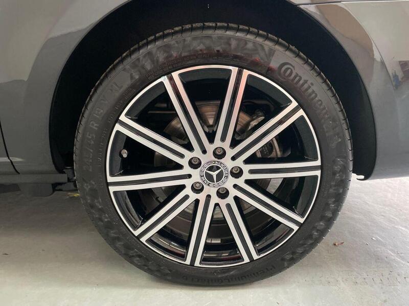Mercedes-Benz V Class 2.0 V220d Premium G-Tronic+ Euro 6 (s/s) 5dr (8 Seat, Long)