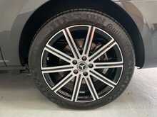 Mercedes-Benz V Class V Class 2.0 V220d Premium G-Tronic+ Euro 6 (s/s) 5dr (8 Seat, Long) 