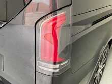Mercedes-Benz V Class V Class 2.0 V220d Premium G-Tronic+ Euro 6 (s/s) 5dr (8 Seat, Long) 
