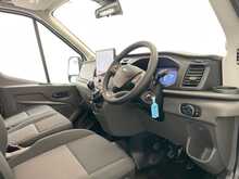 Ford Transit Transit 2.0 350 EcoBlue Leader Chassis Cab 2dr Diesel Manual RWD L4 Euro 6 (s/s) (130 ps) 