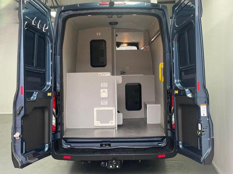 Ford Transit 2.0 350 EcoBlue MHEV Leader RWD L4 H3 Euro 6 (s/s) 5dr