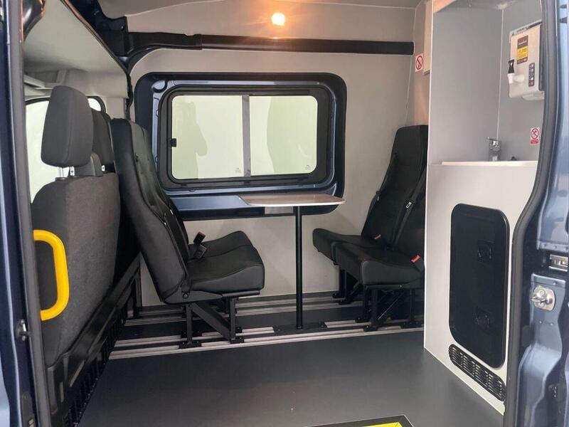 Ford Transit 2.0 350 EcoBlue MHEV Leader RWD L4 H3 Euro 6 (s/s) 5dr