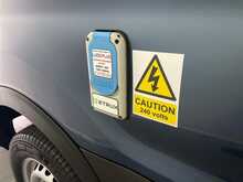 Ford Transit 2.0 350 EcoBlue MHEV Leader RWD L4 H3 Euro 6 (s/s) 5dr 