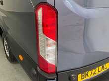 Ford Transit 2.0 350 EcoBlue MHEV Leader RWD L4 H3 Euro 6 (s/s) 5dr 