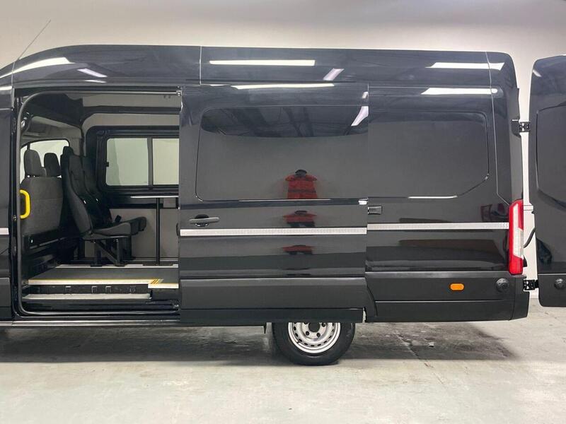 Ford Transit 2.0 350 EcoBlue Leader RWD L4 H3 Euro 6 (s/s) 5dr