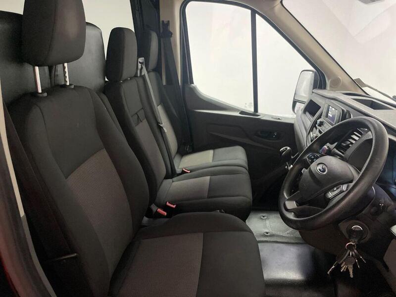 Ford Transit 2.0 350 EcoBlue Leader RWD L4 H3 Euro 6 (s/s) 5dr