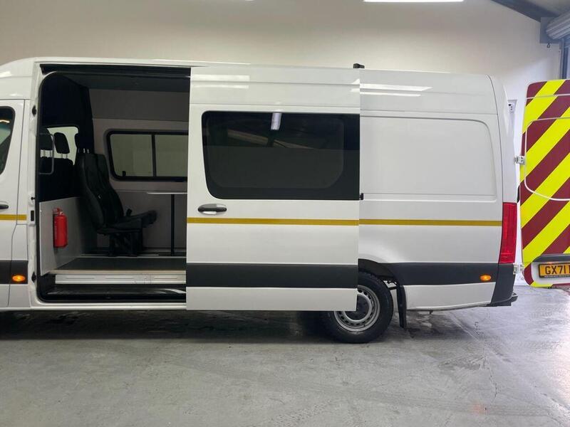 Mercedes-Benz Sprinter 2.0 315 CDI Progressive RWD L3 H2 Euro 6 (s/s) 5dr