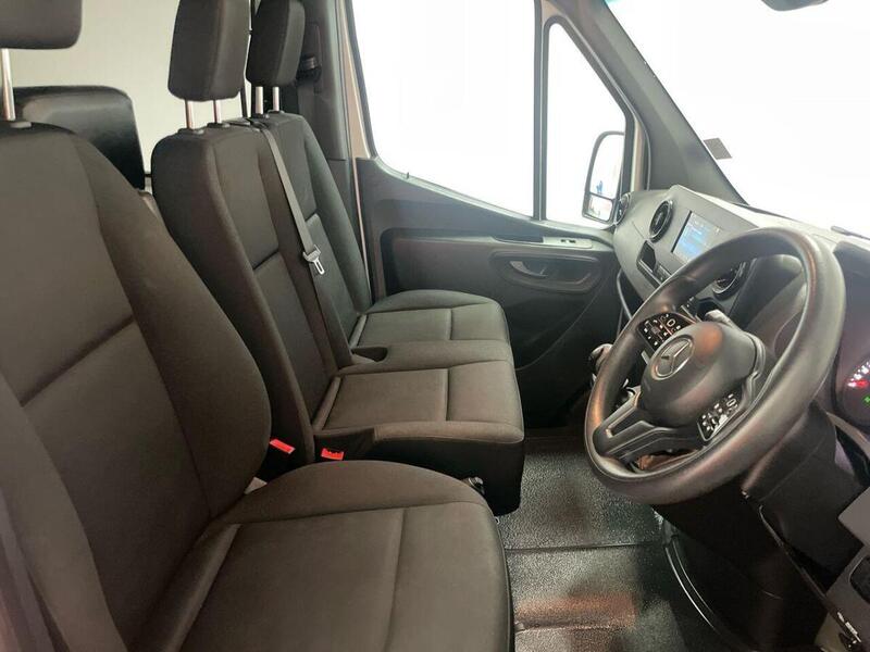 Mercedes-Benz Sprinter 2.0 315 CDI Progressive RWD L3 H2 Euro 6 (s/s) 5dr