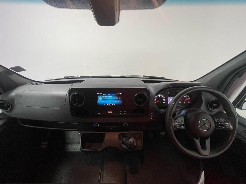 Mercedes-Benz Sprinter 2.0 315 CDI Progressive RWD L3 H2 Euro 6 (s/s) 5dr