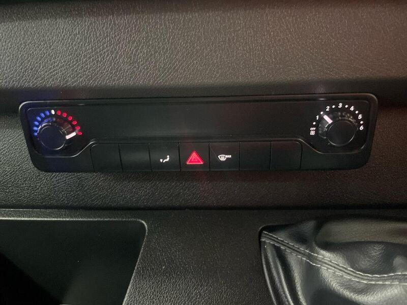 Mercedes-Benz Sprinter 2.0 315 CDI Progressive RWD L3 H2 Euro 6 (s/s) 5dr
