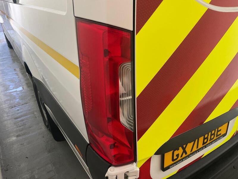 Mercedes-Benz Sprinter 2.0 315 CDI Progressive RWD L3 H2 Euro 6 (s/s) 5dr
