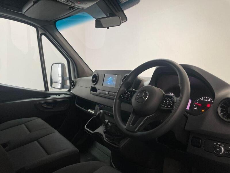 Mercedes-Benz Sprinter 2.0 315 CDI Progressive RWD L3 Euro 6 (s/s) 2dr