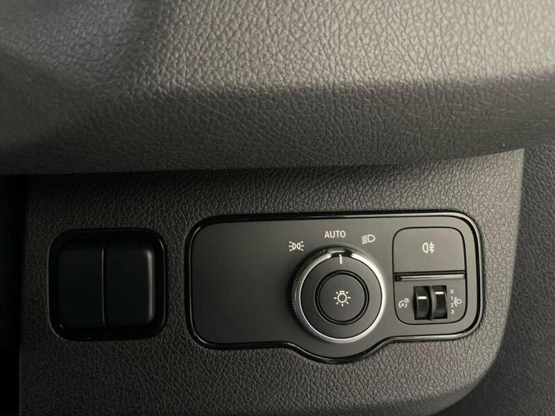 Mercedes-Benz Sprinter 2.0 315 CDI Progressive RWD L3 Euro 6 (s/s) 2dr