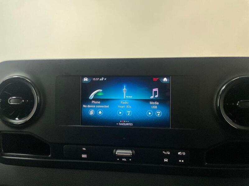 Mercedes-Benz Sprinter 2.0 315 CDI Progressive RWD L3 Euro 6 (s/s) 2dr