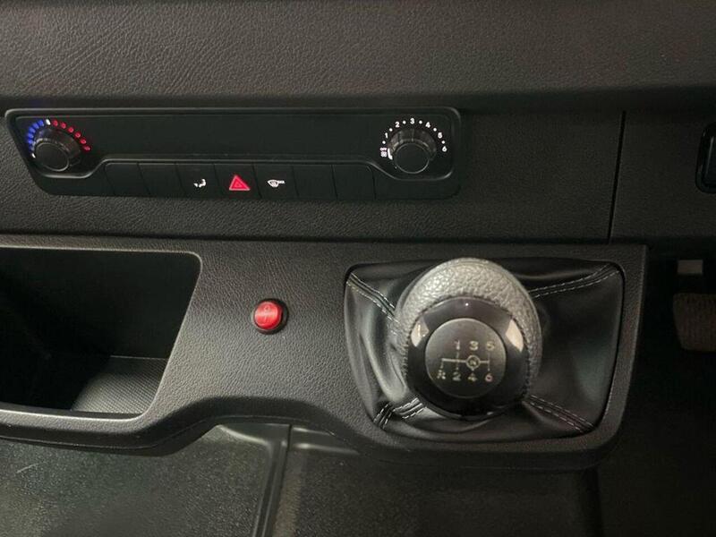 Mercedes-Benz Sprinter 2.0 315 CDI Progressive RWD L3 Euro 6 (s/s) 2dr