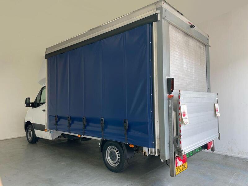 Mercedes-Benz Sprinter 2.0 315 CDI Progressive RWD L3 Euro 6 (s/s) 2dr