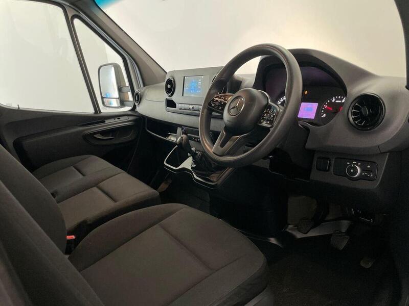 Mercedes-Benz Sprinter 2.0 315 CDI Progressive RWD L3 Euro 6 (s/s) 2dr